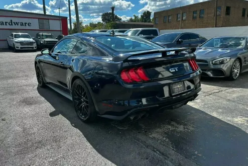 2021 Ford Mustang GT photo 3