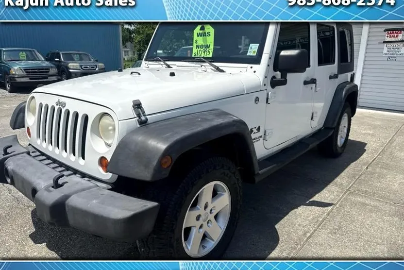 2009 Jeep Wrangler Unlimited X photo 1