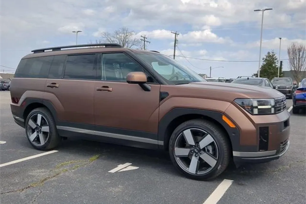 2025 Hyundai Santa Fe Limited photo 1