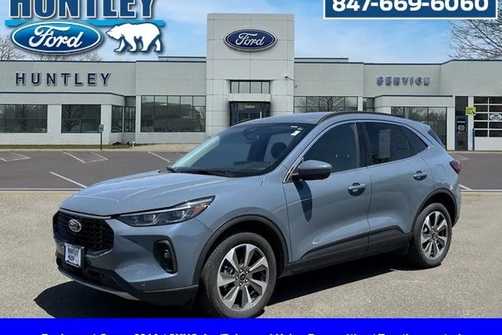 2024 Ford Escape Platinum photo 1