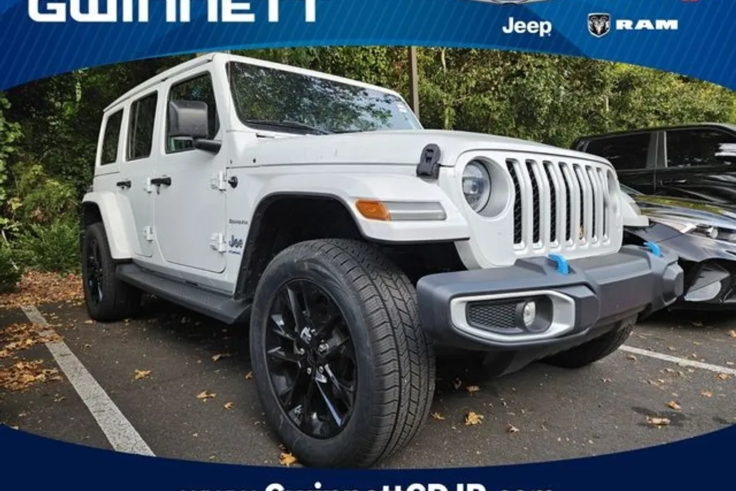 2023 Jeep Wrangler Sahara 4xe photo 1