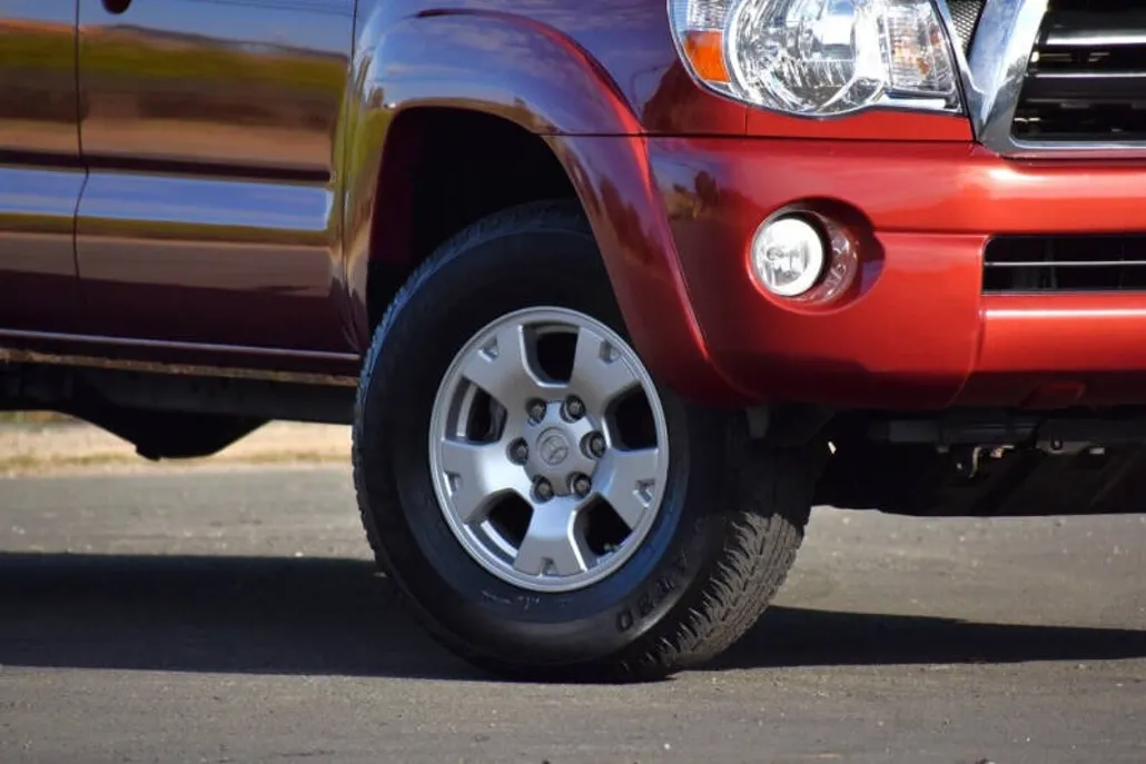 2006 Toyota Tacoma PreRunner V6 photo 1