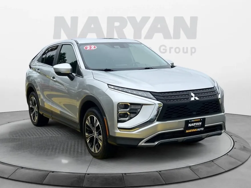 2022 Mitsubishi Eclipse Cross SE photo 1