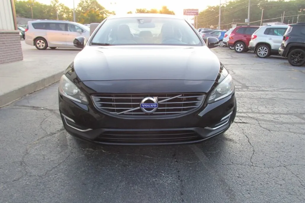 2014 Volvo S60 T5 photo 1