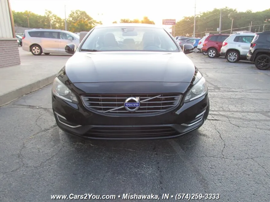 2014 Volvo S60 T5 photo 1