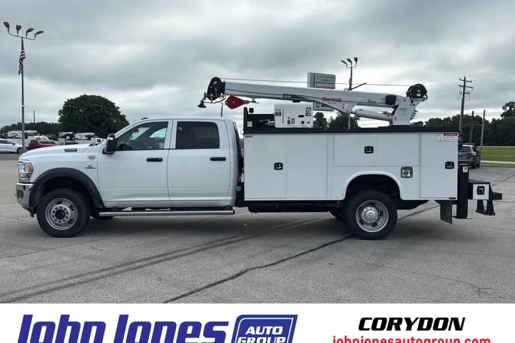 2024 Ram 5500 Tradesman photo 1