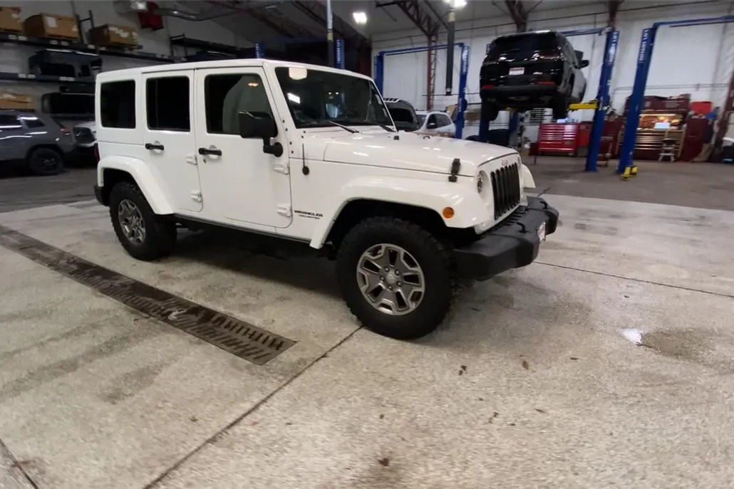 2016 Jeep Wrangler Rubicon photo 1