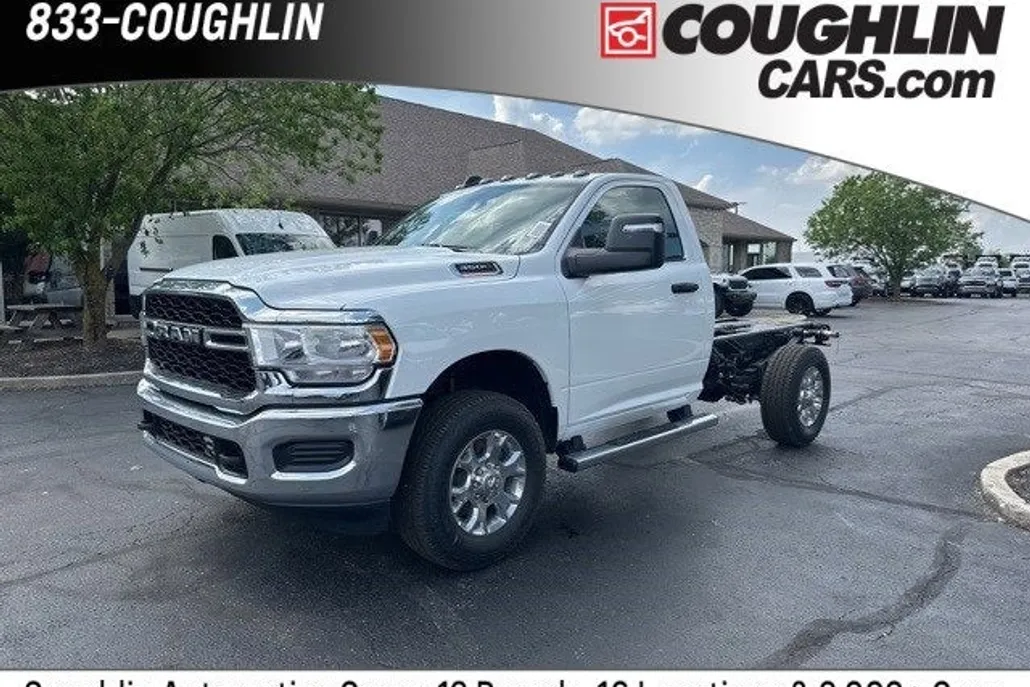 2024 Ram 3500 Tradesman photo 1