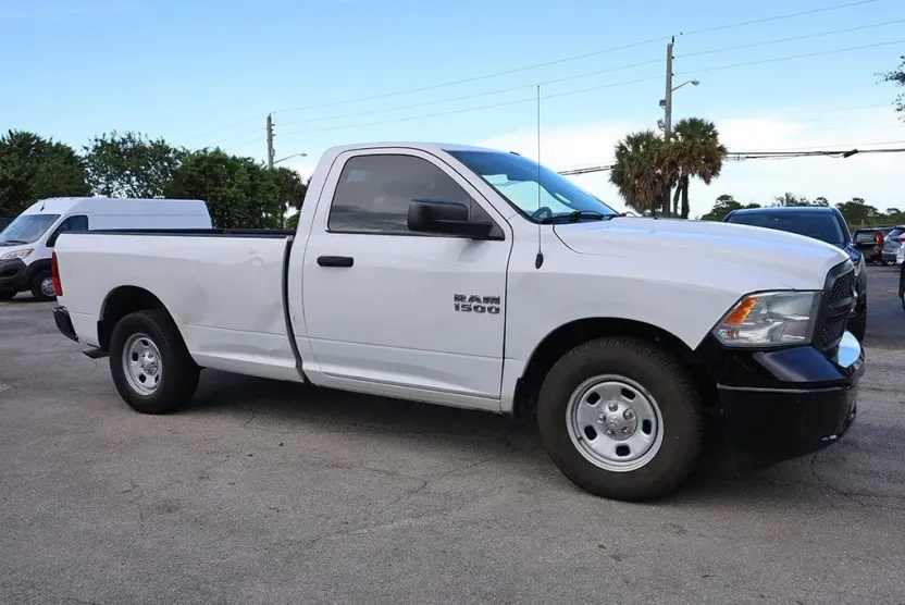 2015 Ram 1500 Tradesman photo 1