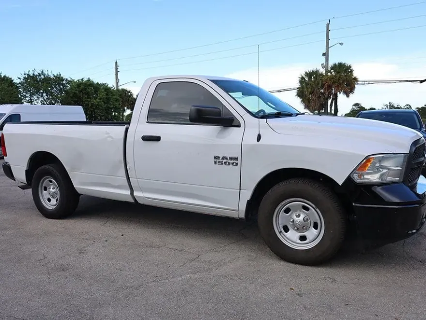 2015 Ram 1500 Tradesman photo 1