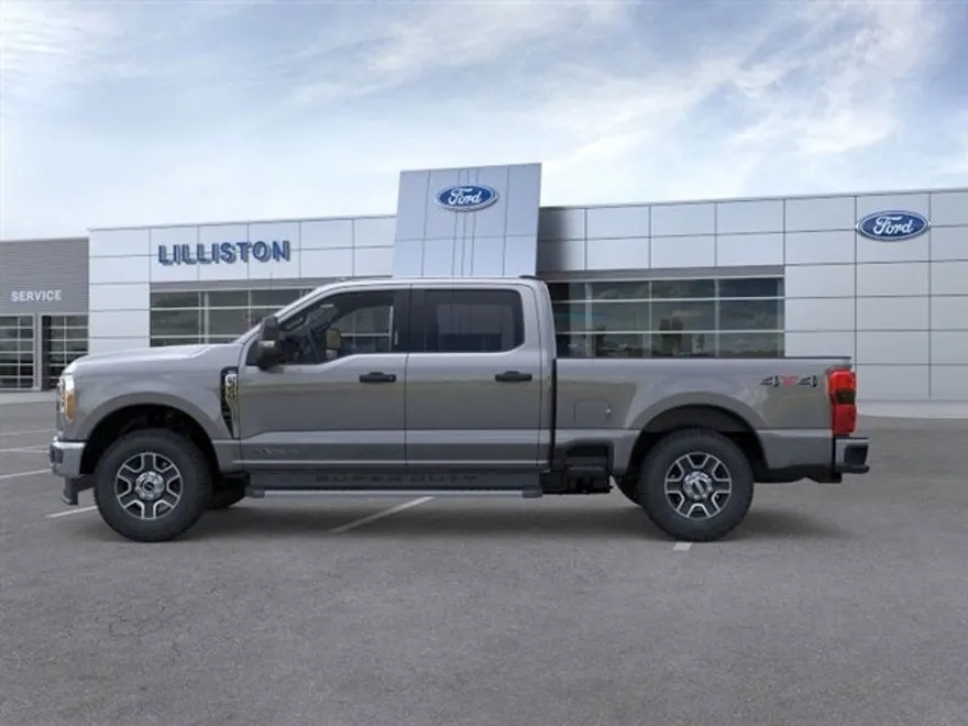 2025 Ford F-350 photo 1