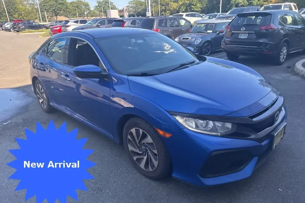 2017 Honda Civic Hatchback LX photo 1