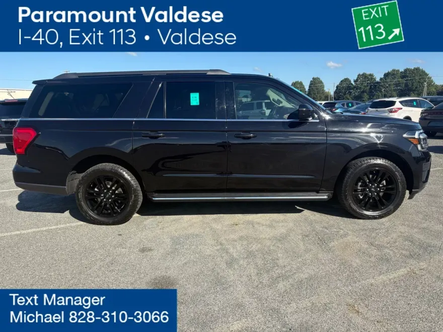 2023 Ford Expedition MAX XLT photo 1