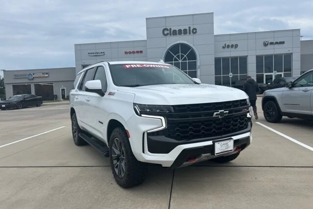 2023 Chevrolet Tahoe Z71 photo 1