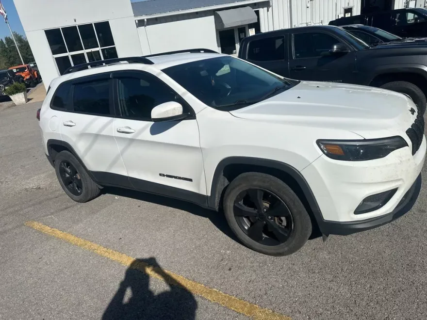2021 Jeep Cherokee Altitude photo 1