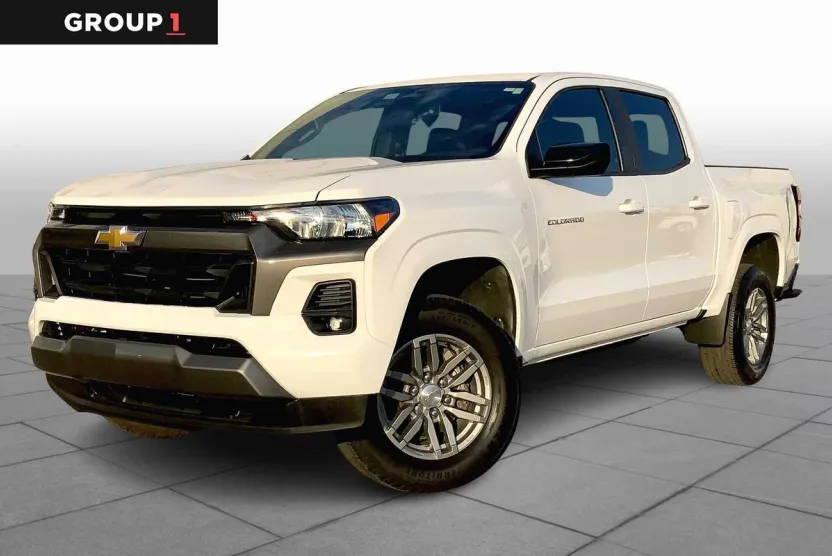 2023 Chevrolet Colorado LT photo 1
