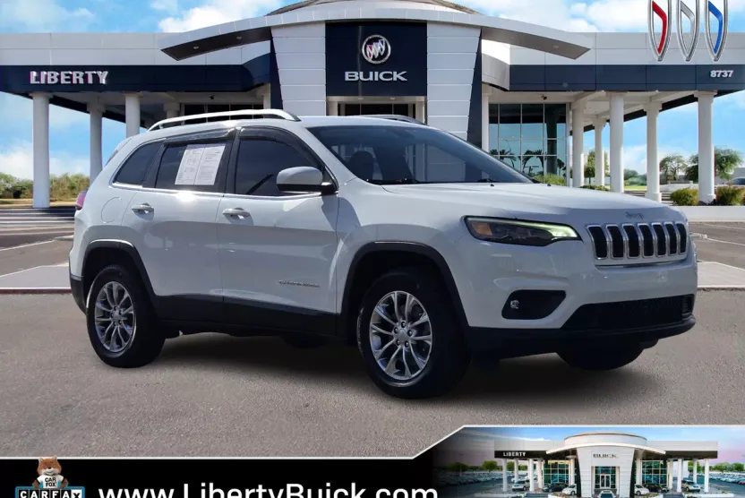 2019 Jeep Cherokee Latitude photo 1