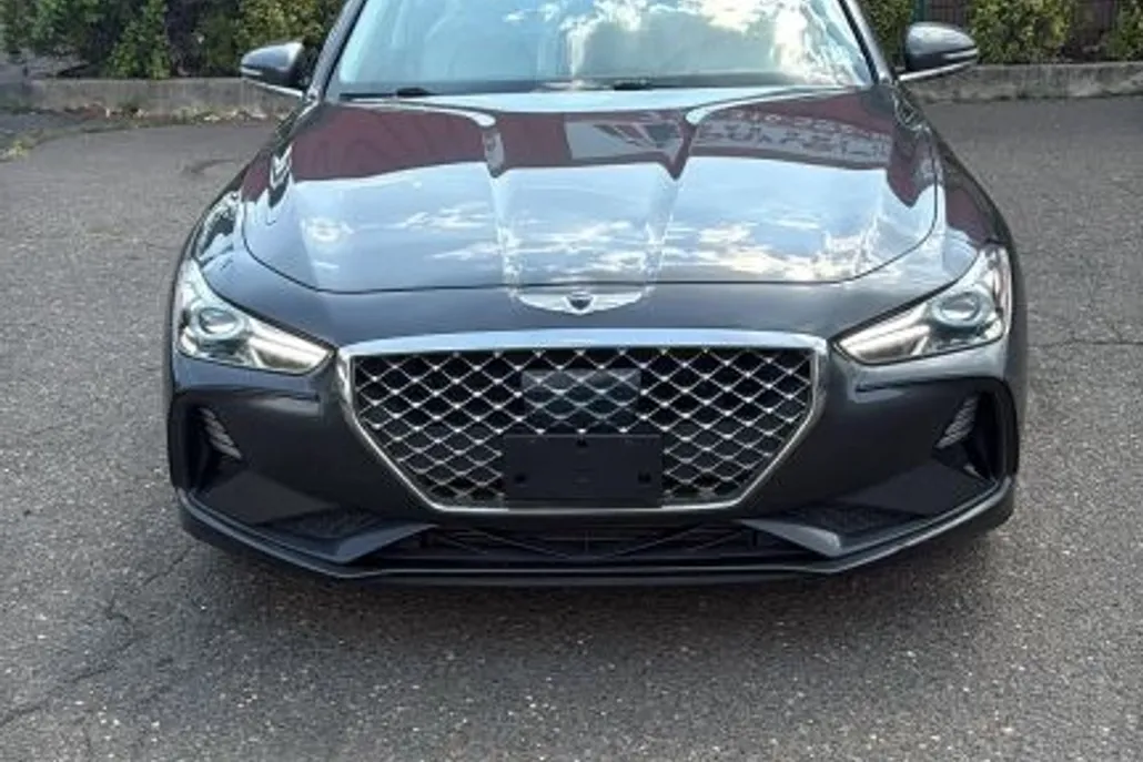 2021 Genesis G70 2.0T photo 1