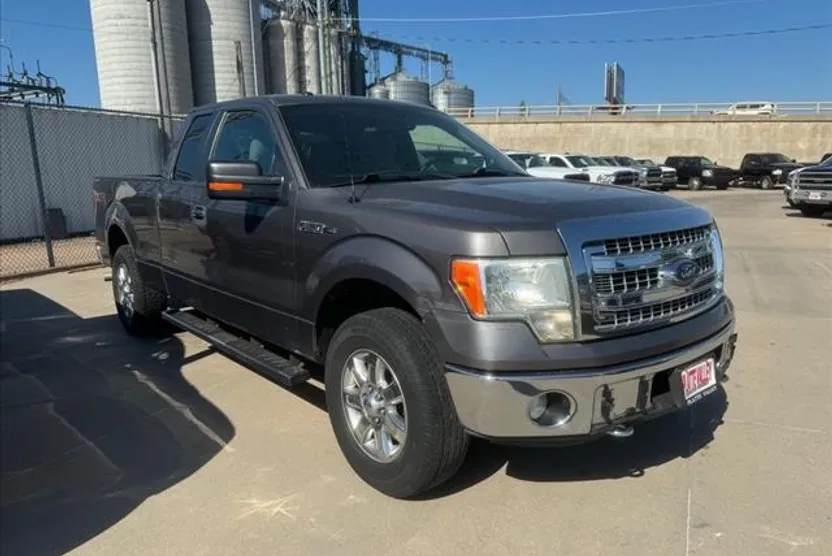 2013 Ford F-150 photo 1