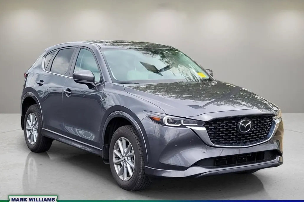 2024 Mazda CX-5 2.5 S Preferred photo 1