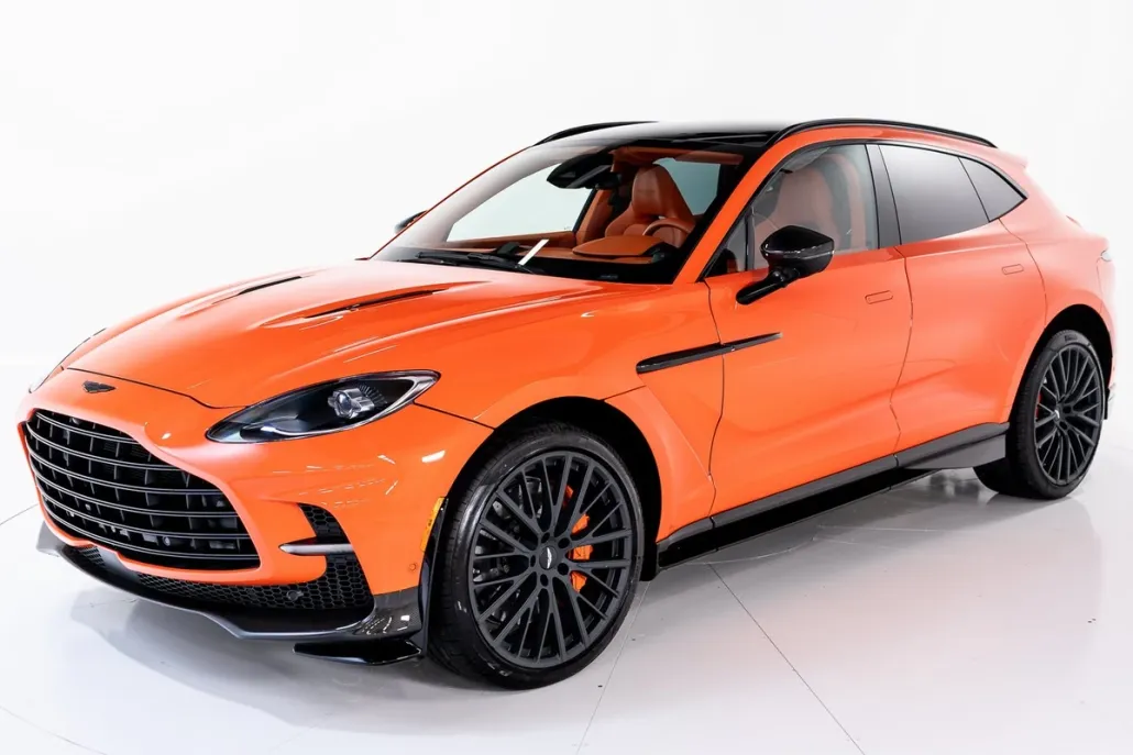 2025 Aston Martin DBX AM8 DBX707 photo 1