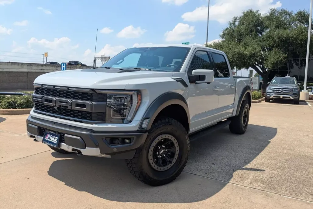 2023 Ford F-150 Raptor photo 1