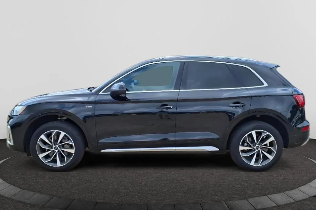 2024 Audi Q5 S line Premium Plus photo 1
