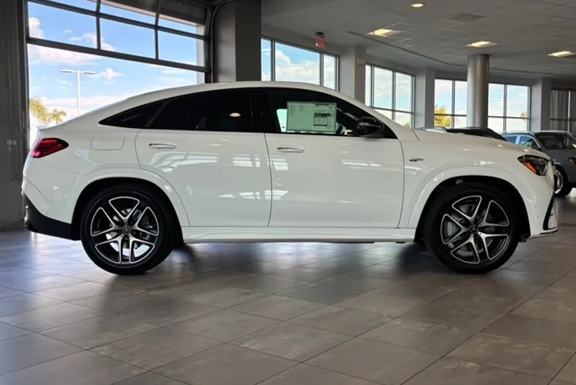 2026 Mercedes Benz GLE AMG 53 photo 1