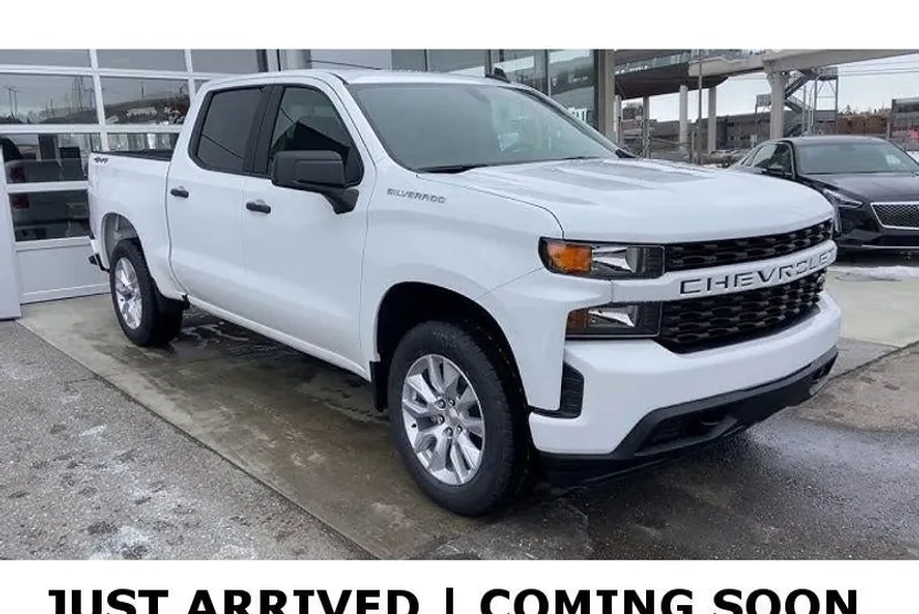 2024 Chevrolet Silverado Custom photo 1