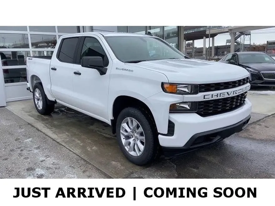 2024 Chevrolet Silverado Custom photo 1