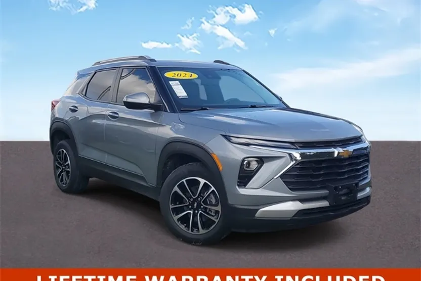 2024 Chevrolet Trailblazer LT photo 1