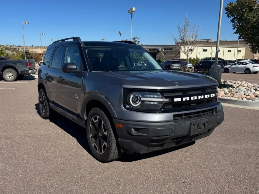 2021 Ford Bronco Sport Outer Banks photo 1