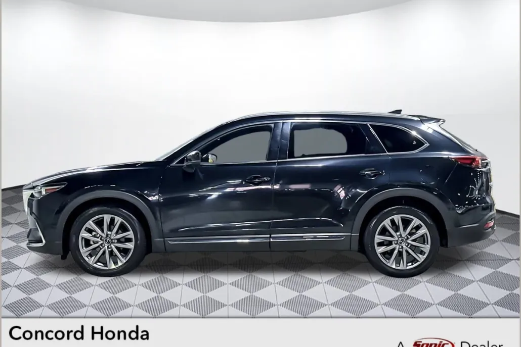 2023 Mazda CX-9 Grand Touring photo 1