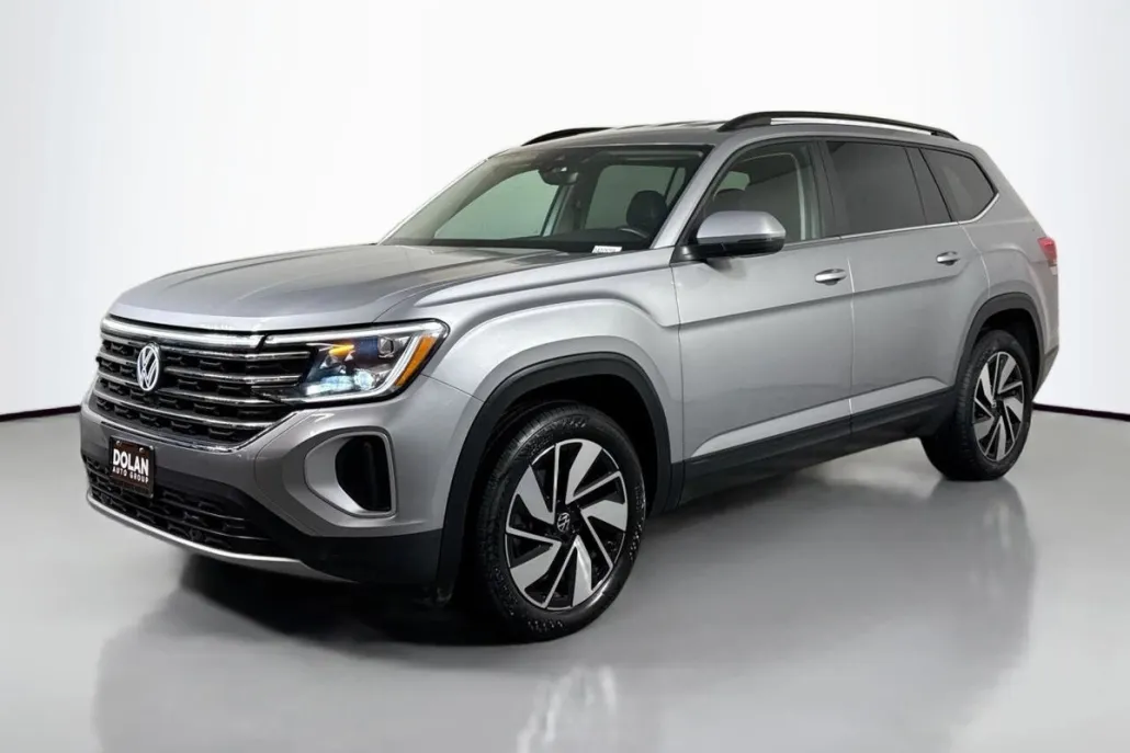 2024 Volkswagen Atlas SE Technology photo 1