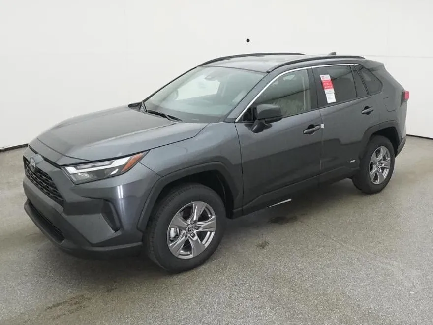 2025 Toyota RAV4 Hybrid LE photo 1