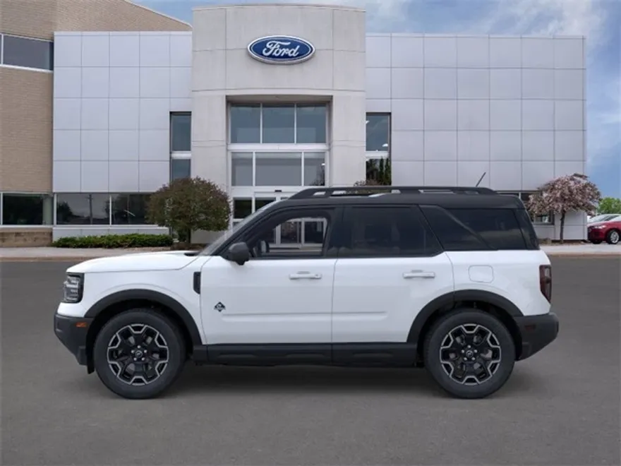 2025 Ford Bronco Sport Outer Banks photo 1