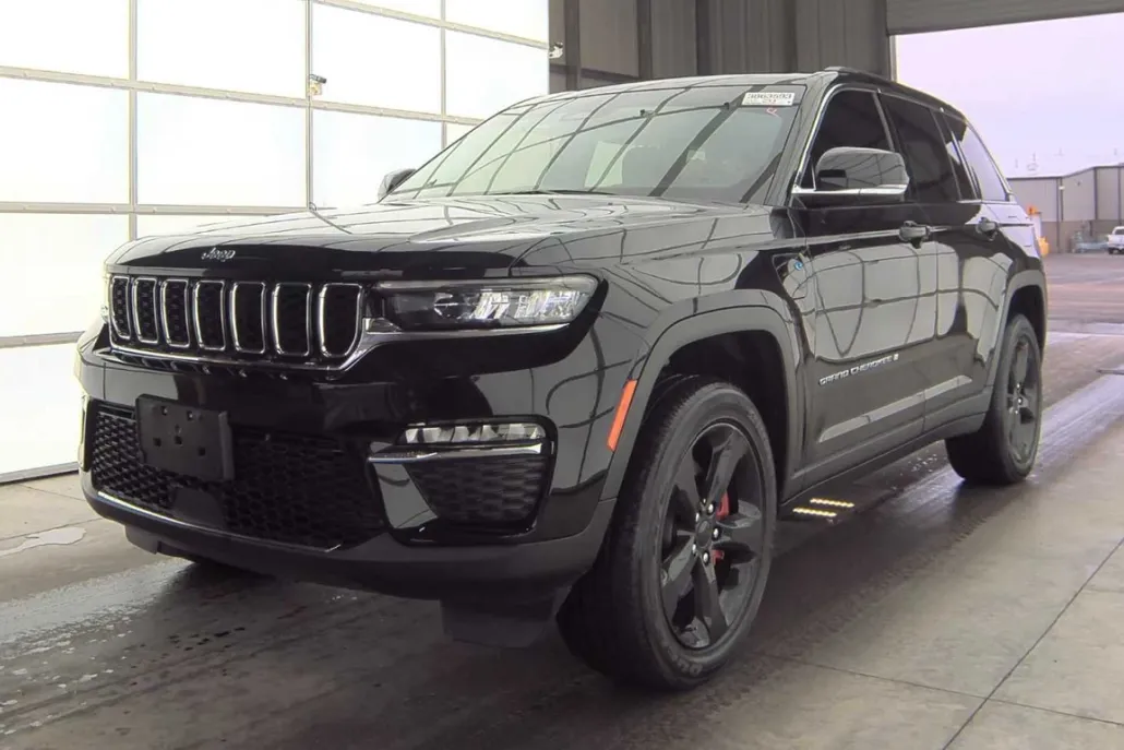 2022 Jeep Cherokee Limited 4xe photo 1