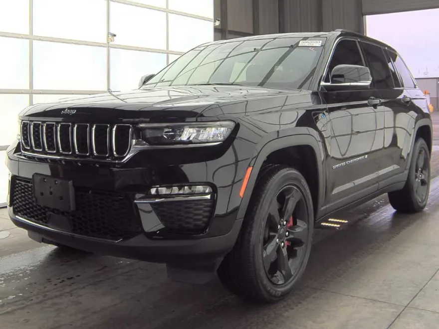 2022 Jeep Cherokee Limited 4xe photo 1