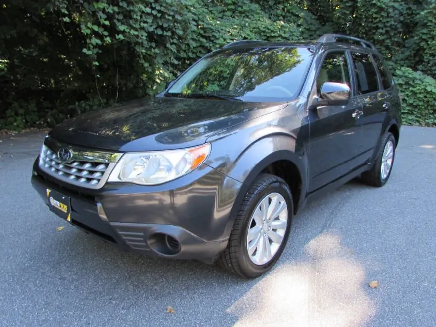 2012 Subaru Forester 2.5X Premium photo 1