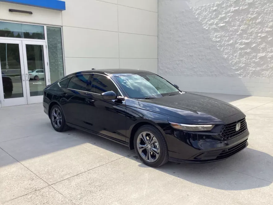 2025 Honda Accord Hybrid EX-L photo 1