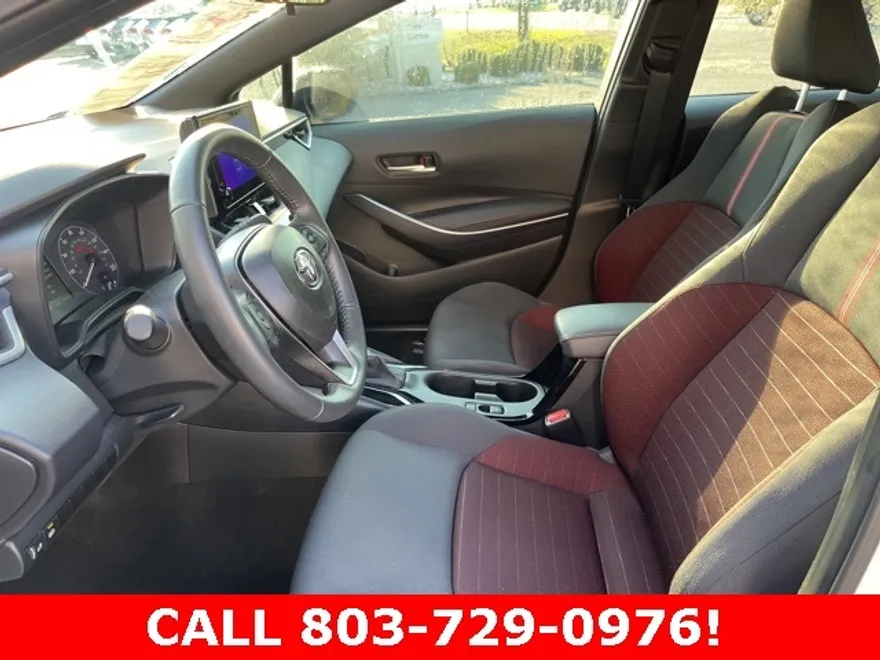 2024 Toyota Corolla SE photo 1