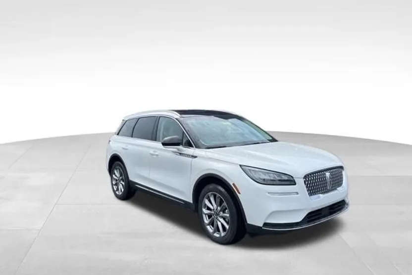 2022 Lincoln Corsair Standard photo 1