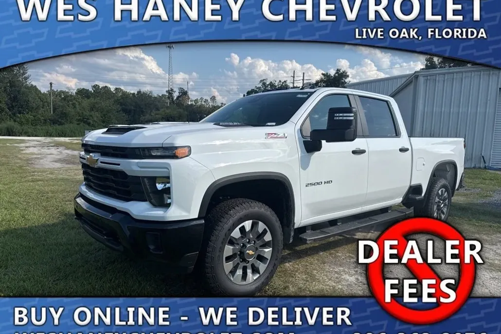 2025 Chevrolet Silverado 2500HD Custom photo 1