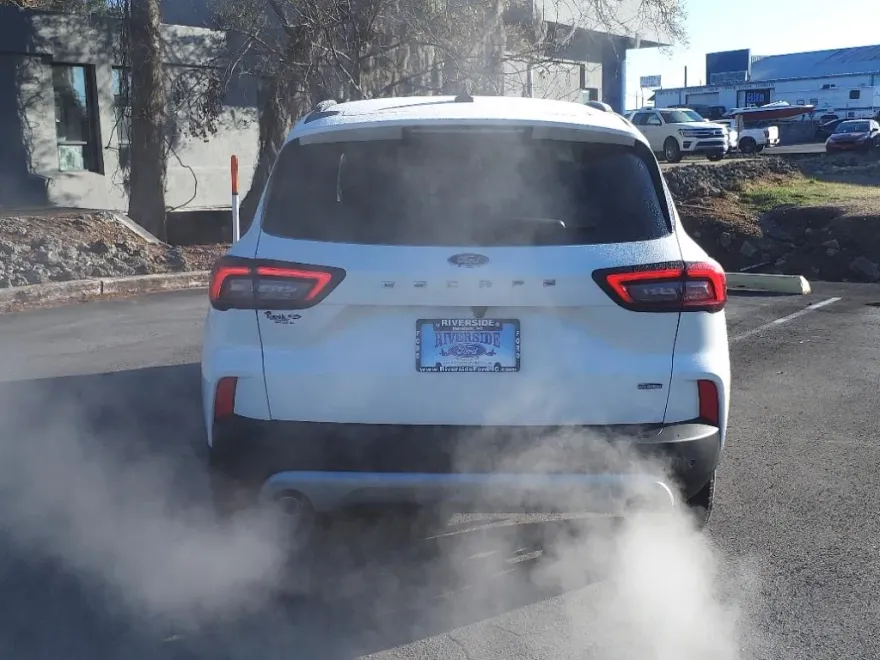 2025 Ford Escape Plug-In Hybrid photo 1