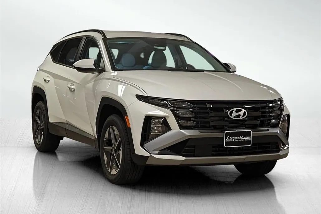 2025 Hyundai Tucson SEL photo 1