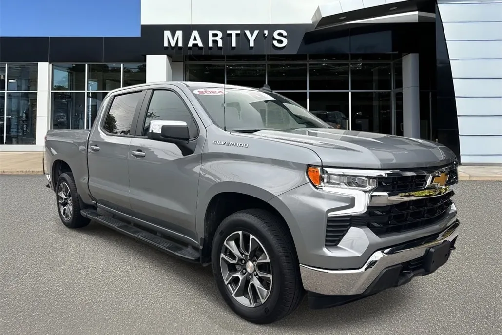 2024 Chevrolet Silverado 1500 LT photo 1
