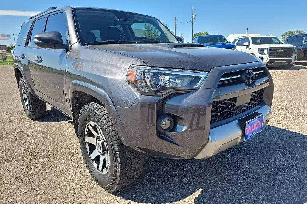 2021 Toyota 4Runner TRD Off-Road Premium photo 1