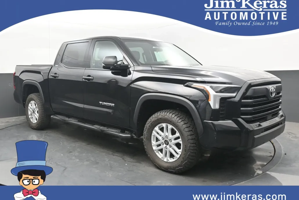 2022 Toyota Tundra SR5 photo 1