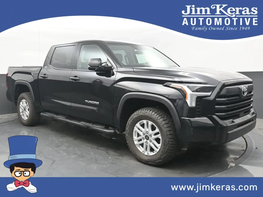 2022 Toyota Tundra SR5 photo 1