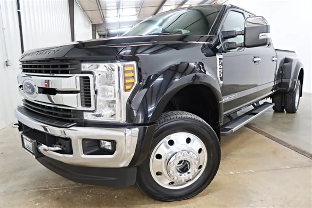 2019 Ford F-450 XLT photo 1